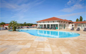 Gorgeous Apartment In Cassen With Wifi